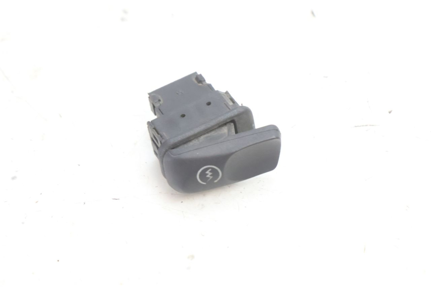photo de STARTER SCHALTER PIAGGIO MP3 500 (2016 - 2018) - Detailansicht des Bauteils