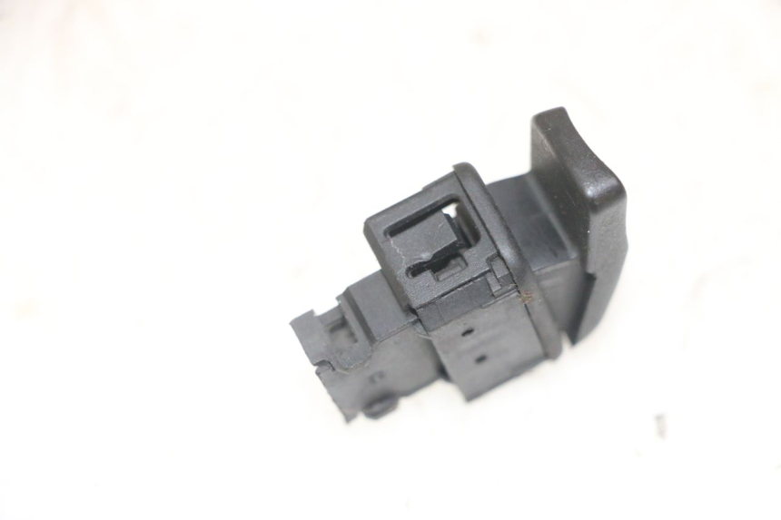 photo de ANLASSER-SCHALTER PIAGGIO NEW TYPHOON 50 (2018 - 2021) - Detailansicht des Bauteils