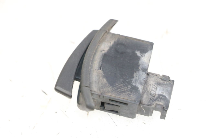 photo de STARTER SCHALTER PEUGEOT BELVILLE 125 (2017 - 2021) - Alternative Perspektive