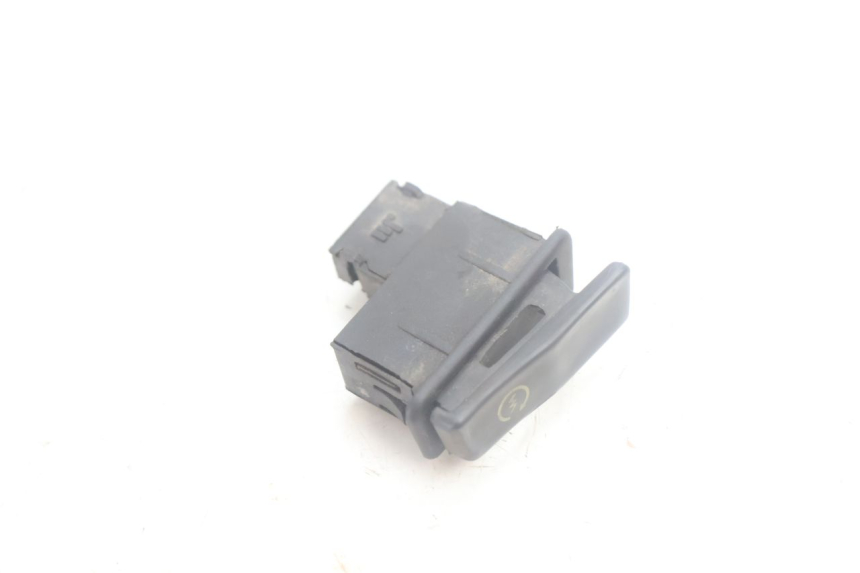 photo de ANLASSER-SCHALTER HONDA SCV LEAD 100 (2003 - 2007) - Detailansicht des Bauteils