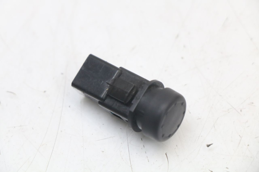 photo de STARTER SCHALTER PIAGGIO TYPHOON 50 (2000 - 2009) - Hauptansicht