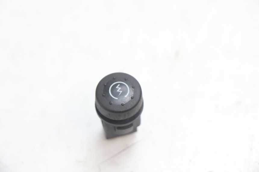 photo de STARTER SCHALTER PIAGGIO TYPHOON 50 (2000 - 2009) - Hauptansicht