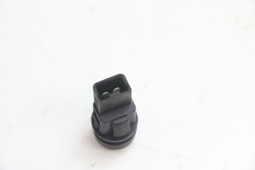 photo de STARTER SCHALTER PIAGGIO TYPHOON 50 (2000 - 2009) - Alternative Perspektive
