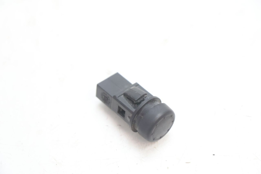 photo de STARTER SCHALTER PIAGGIO TYPHOON 50 (2000 - 2009) - Hauptansicht