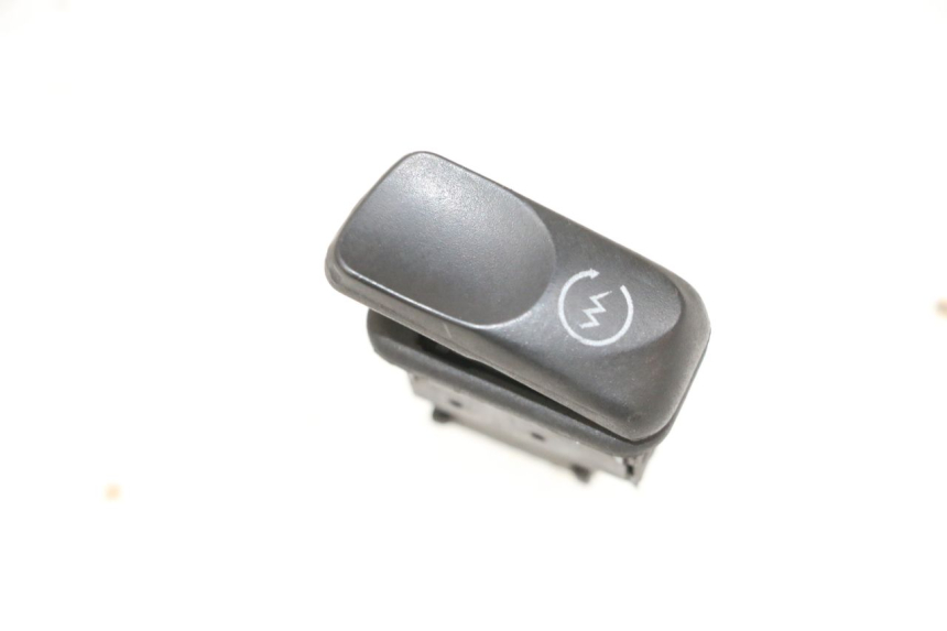 photo de ANLASSER-SCHALTER PIAGGIO VESPA GTS SUPER IE 125 (2009 - 2016) - Hauptansicht