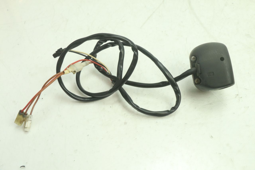 photo de STARTER SCHALTER YAMAHA WAVE RUNNER GP R 1200 (2000 - 2003) - Alternative Perspektive