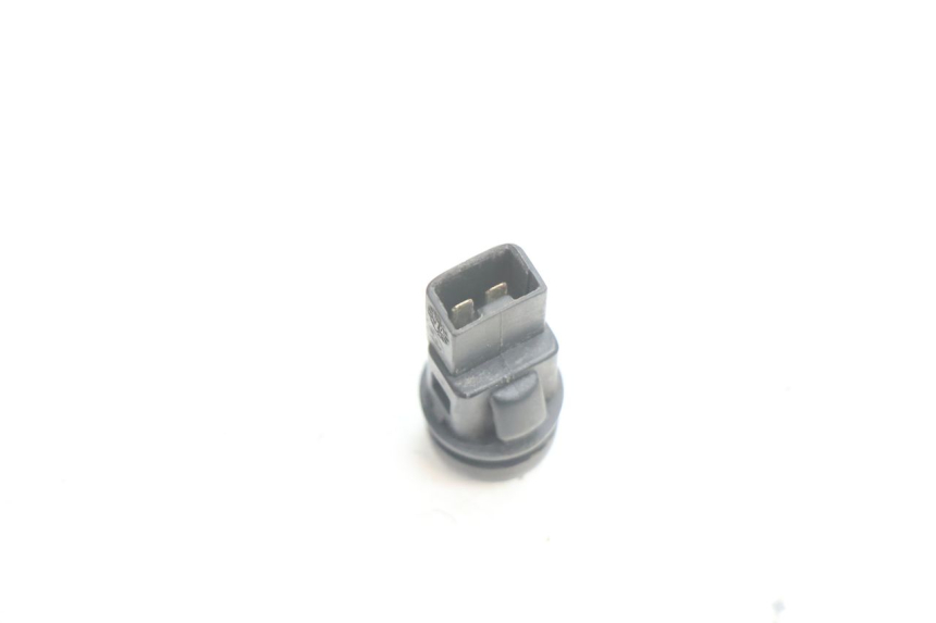 photo de STARTER SCHALTER PIAGGIO X8 STREET 125 (2006 - 2007) - Alternative Perspektive