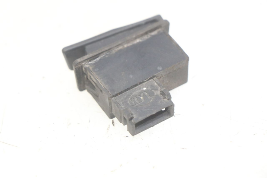 photo de ANLASSER-SCHALTER YIYING YY125T 125 (2006 - 2014) - Zoom auf Gebrauchszustand