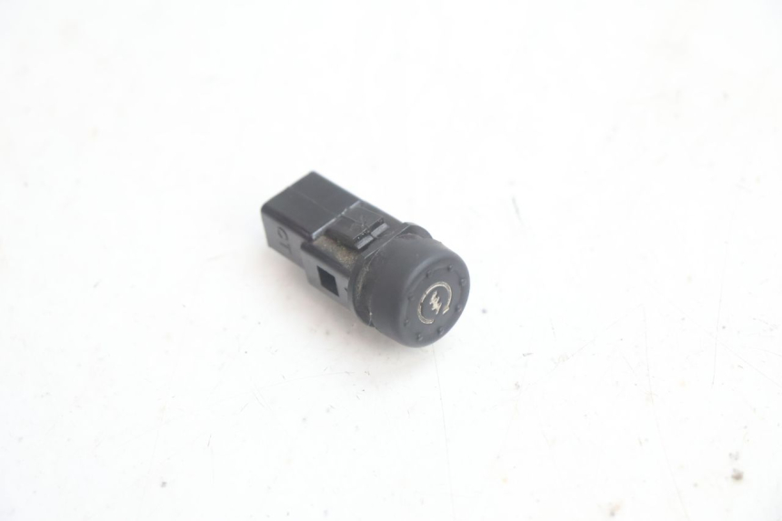 photo de STARTER SCHALTER PIAGGIO ZIP IGET 4T 50 (2021 - 2023) - Detailansicht des Bauteils