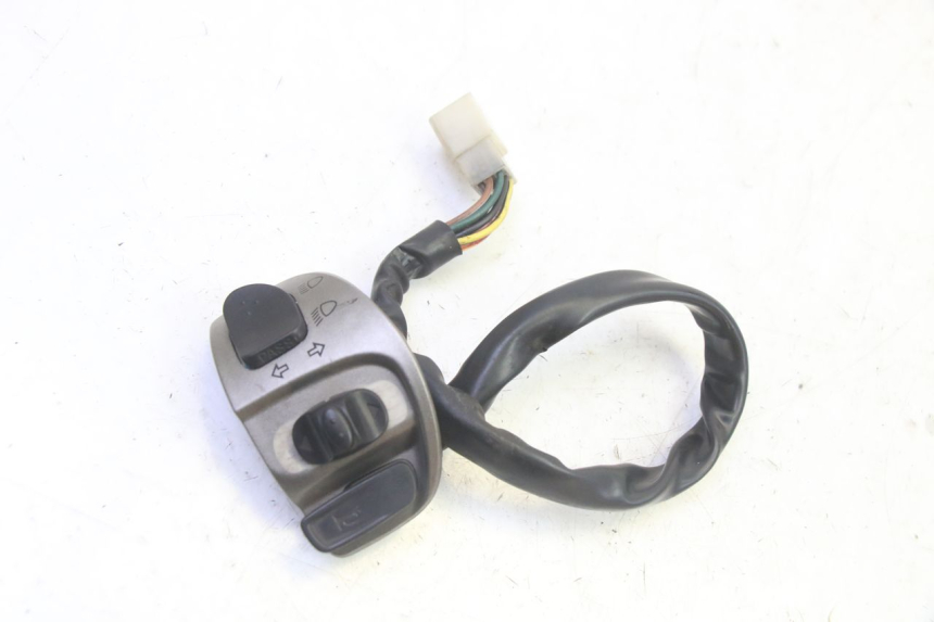 photo de RECHTS SCHALTER QUADRO 4 4D 350 (2015 - 2018) - Hauptansicht