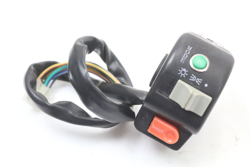 photo de RECHTS SCHALTER E-MAX 80L 1 (2011 - 2014) - Hauptansicht