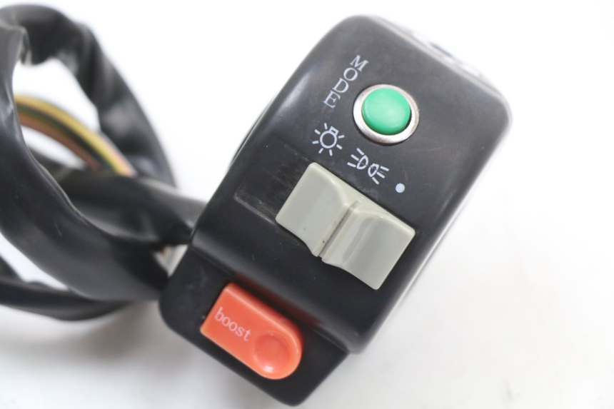 photo de RECHTS SCHALTER E-MAX 80L 1 (2011 - 2014) - Detailansicht des Bauteils