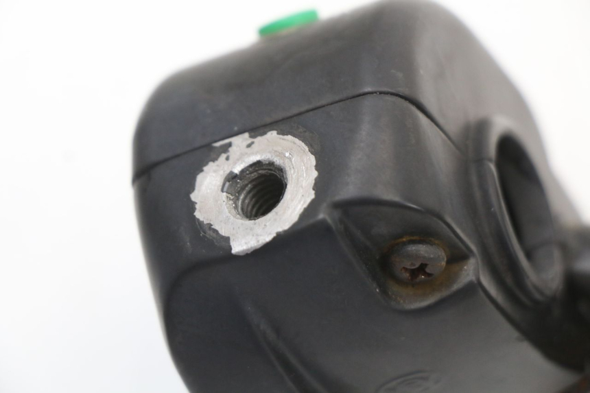 photo de RECHTS SCHALTER E-MAX 80L 1 (2011 - 2014) - Technische Nahaufnahme