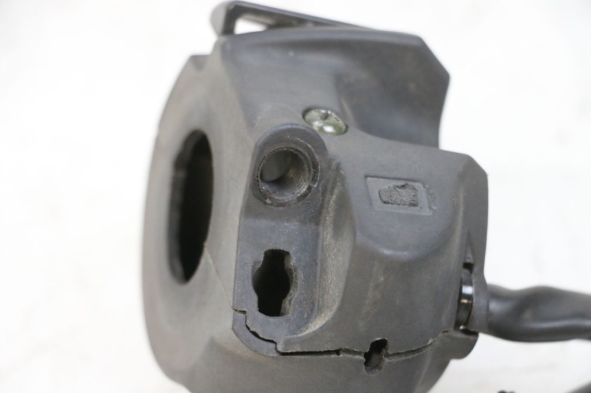 photo de RECHTS SCHALTER ADIVA AD3 300 (2014 - 2020) - Technische Nahaufnahme