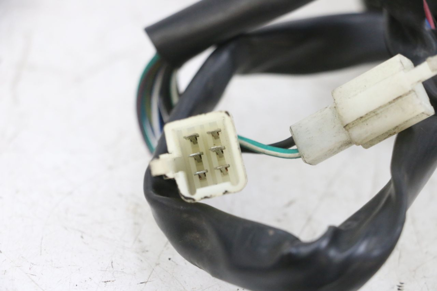 photo de RECHTS SCHALTER ADIVA AD3 300 (2014 - 2020) - Oberflächenzustand und Material