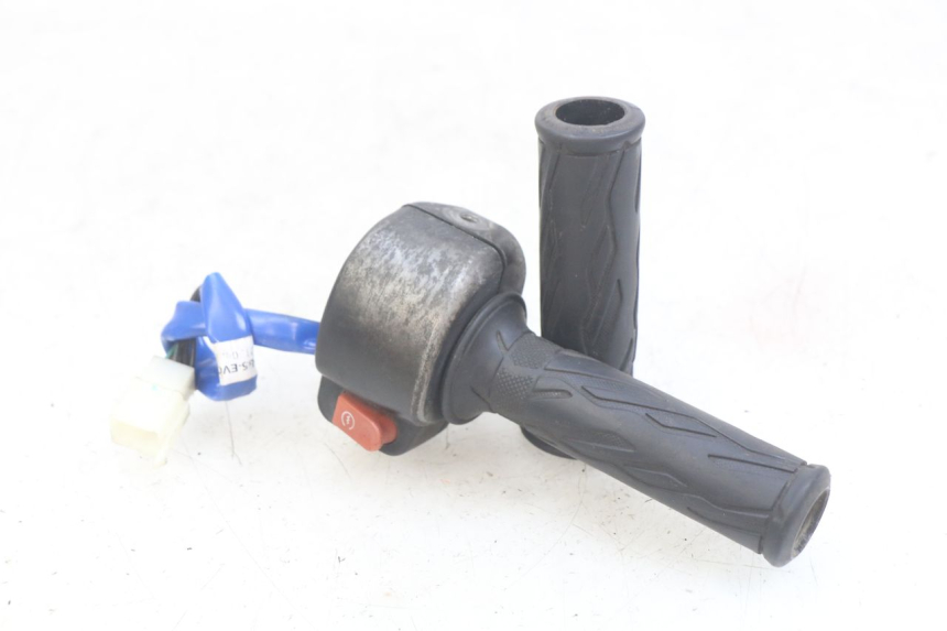 photo de RECHTER LENKERHEBEL KYMCO AGILITY 16+ 4T 50 (2018 - 2023) - Hauptansicht