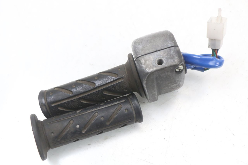 photo de RECHTER LENKERHEBEL KYMCO AGILITY 4T 50 (2005 - 2018) - Gesamtansicht des Produkts