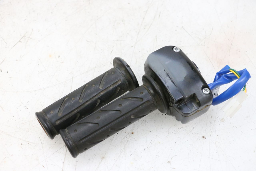 photo de RECHTER LENKERHEBEL KYMCO AGILITY 4T 50 (2018 - 2022) - Technische Nahaufnahme