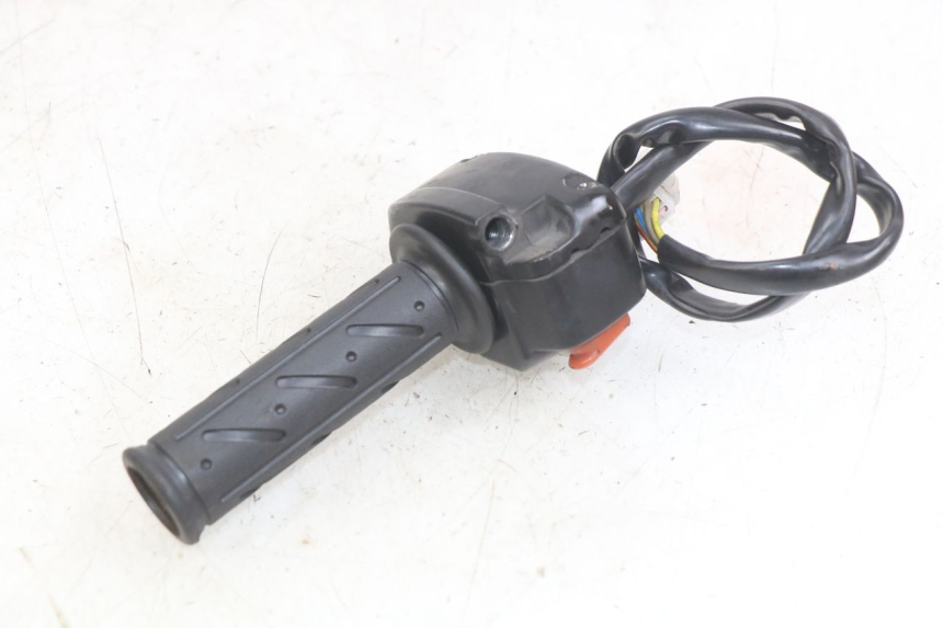 photo de RECHTER LENKERHEBEL KYMCO AGILITY NAKED RENOUVO 2T 50 (2011 - 2018) - Zoom auf Gebrauchszustand