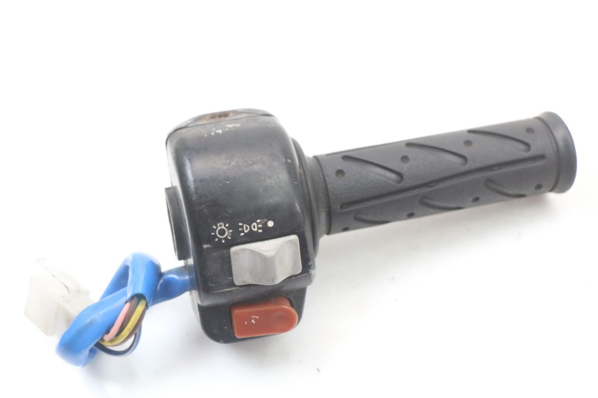 photo de RECHTS SCHALTER KYMCO AGILITY PREMIUM 50 (2007 - 2010) - Hauptansicht