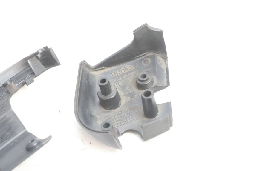 photo de RECHTS SCHALTER APRILIA ATLANTIC S 125 (2010 - 2013) - Oberflächenzustand und Material