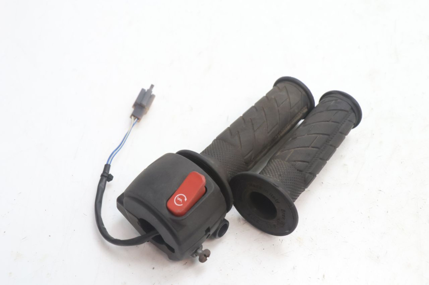 photo de RECHTER LENKERHEBEL MBK BOOSTER SPIRIT 50 (2004 - 2017) - Alternative Perspektive