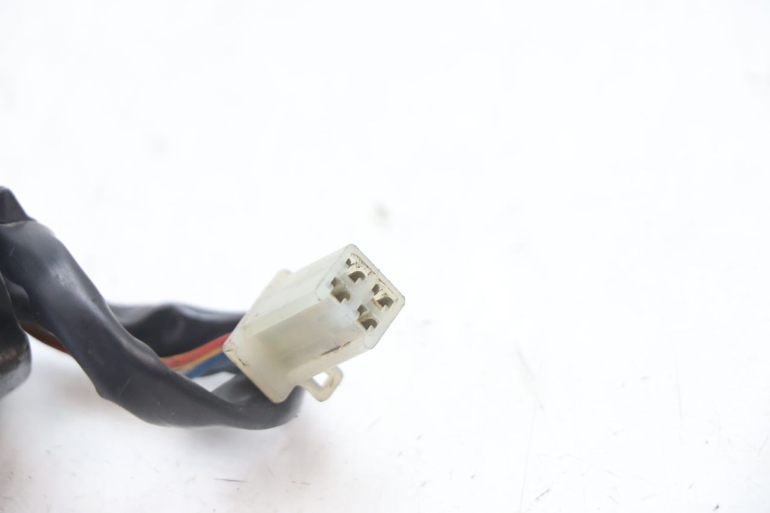 photo de RECHTS SCHALTER MBK BOOSTER SPIRIT 50 (1996 - 1999) - Details der Befestigungspunkte