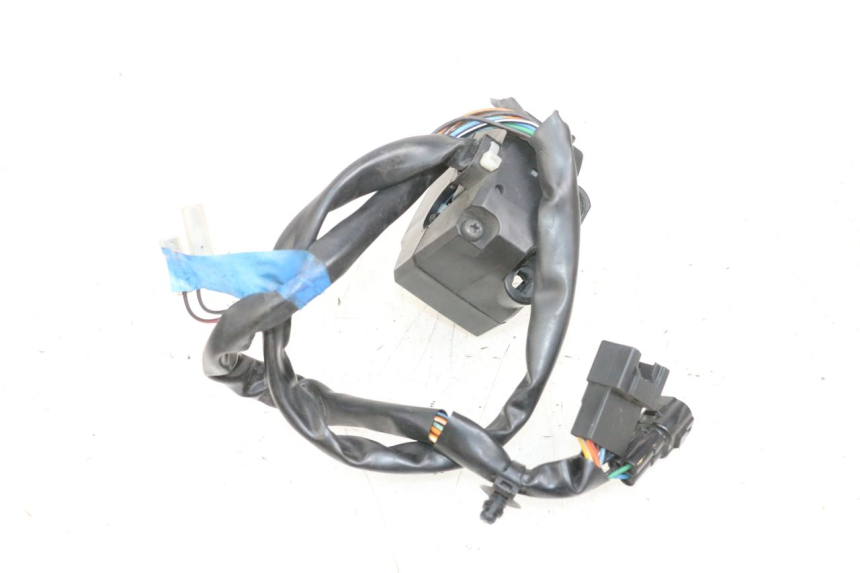 photo de RECHTS SCHALTER SUZUKI BURGMAN 650 (2013 - 2020) - Technische Nahaufnahme