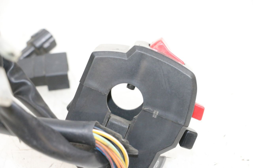 photo de RECHTS SCHALTER SUZUKI BURGMAN 650 (2013 - 2020) - Gesamtansicht des Produkts