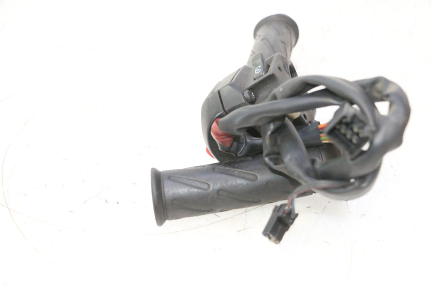 photo de RECHTER LENKERHEBEL SUZUKI BURGMAN 125 (2007 - 2014) - Gesamtansicht des Produkts