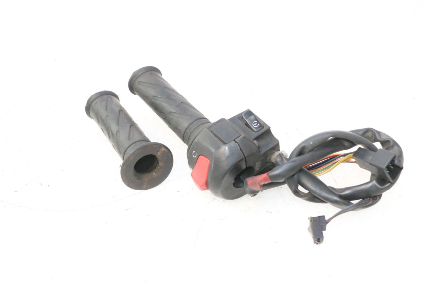 photo de RECHTER LENKERHEBEL SUZUKI BURGMAN 125 (2007 - 2014) - Oberflächenzustand und Material