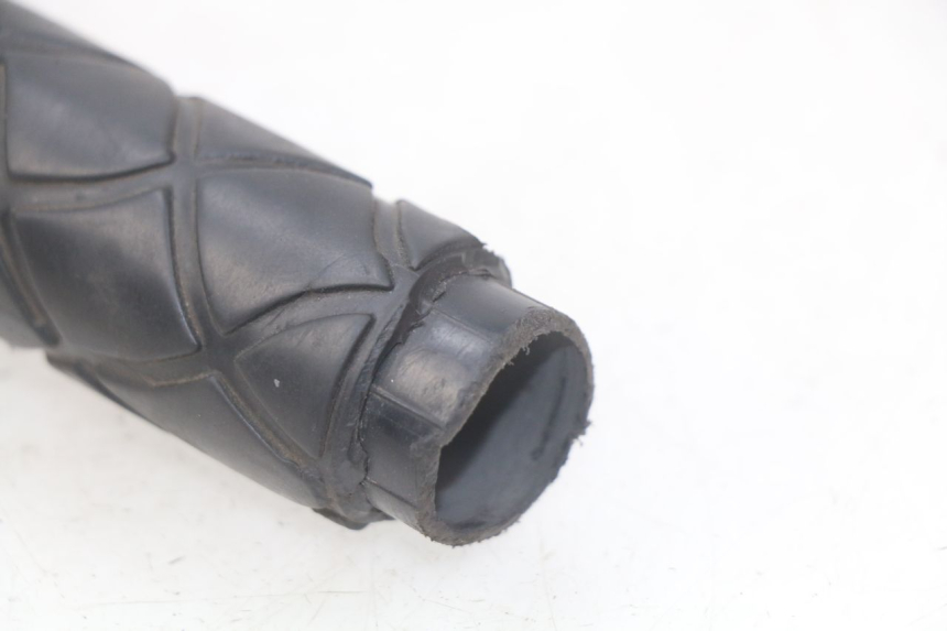 photo de RECHTER LENKERHEBEL YAMAHA BW'S 50 (1999 - 2003) - Details der Befestigungspunkte