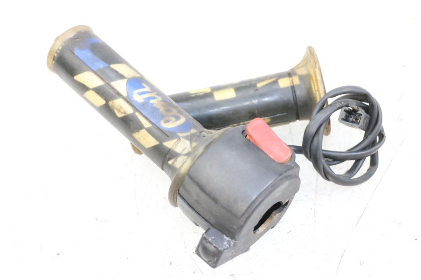 photo de RECHTS SCHALTER YAMAHA BW'S 50 (2004 - 2017) - Detailansicht des Bauteils