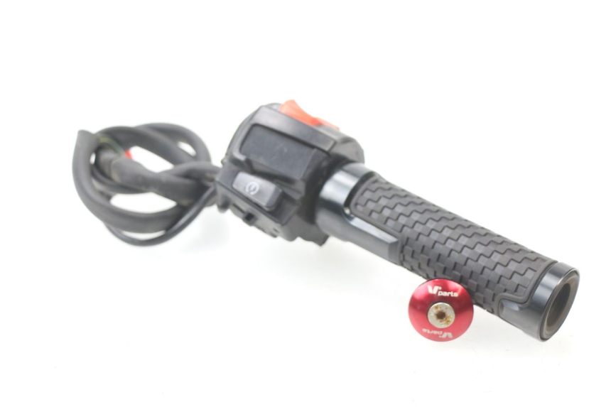 photo de RECHTS SCHALTER HONDA CBR 929 RR FIREBLADE 900 (2000 - 2001) - Hauptansicht