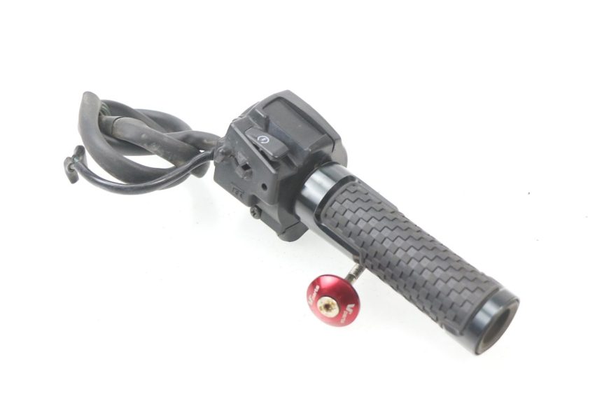 photo de RECHTS SCHALTER HONDA CBR 929 RR FIREBLADE 900 (2000 - 2001) - Gesamtansicht des Produkts