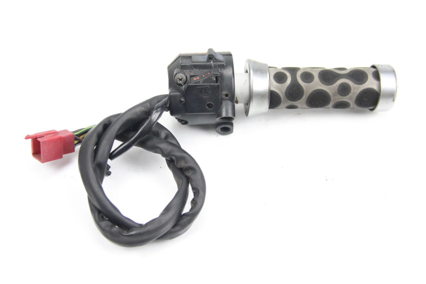 photo de RECHTS SCHALTER HONDA CBR F SC21 1000 (1986 - 1992) - Detailansicht des Bauteils