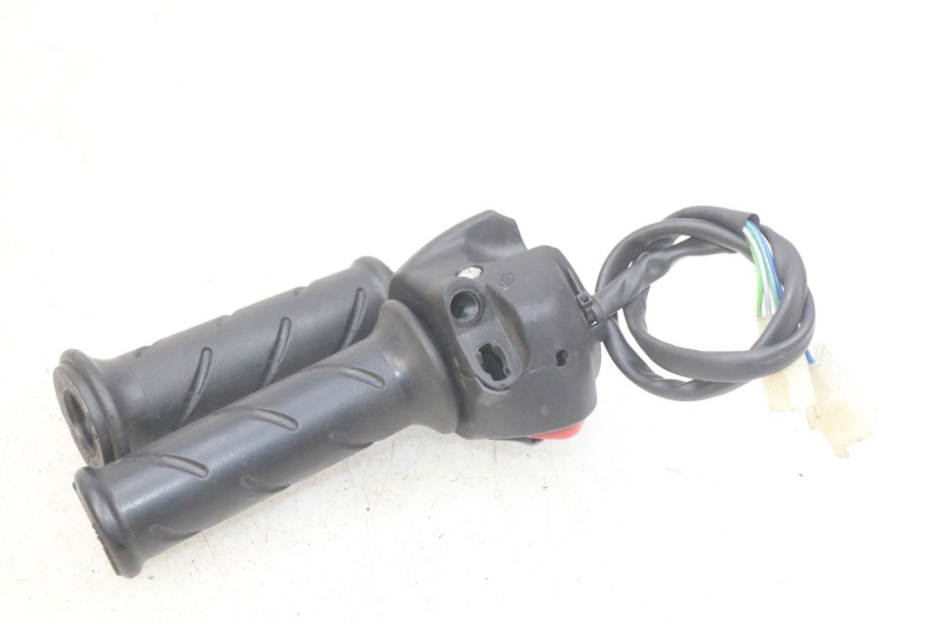 photo de RECHTER LENKERHEBEL PEUGEOT CITYSTAR AIR 125 (2014 - 2017) - Detailansicht des Bauteils