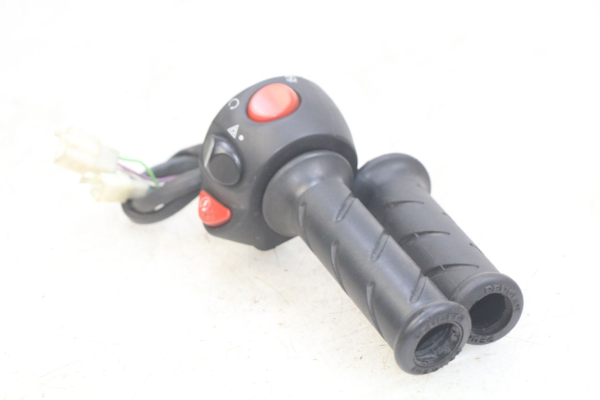 photo de RECHTER LENKERHEBEL PEUGEOT CITYSTAR AIR 125 (2014 - 2017) - Technische Nahaufnahme