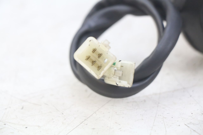 photo de RECHTER LENKERHEBEL PEUGEOT CITYSTAR AIR 125 (2014 - 2017) - Details der Befestigungspunkte