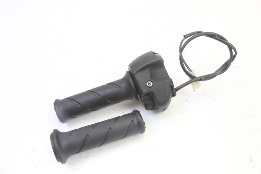 photo de RECHTER LENKERHEBEL PEUGEOT CITYSTAR 50 (2013 - 2017) - Technische Nahaufnahme