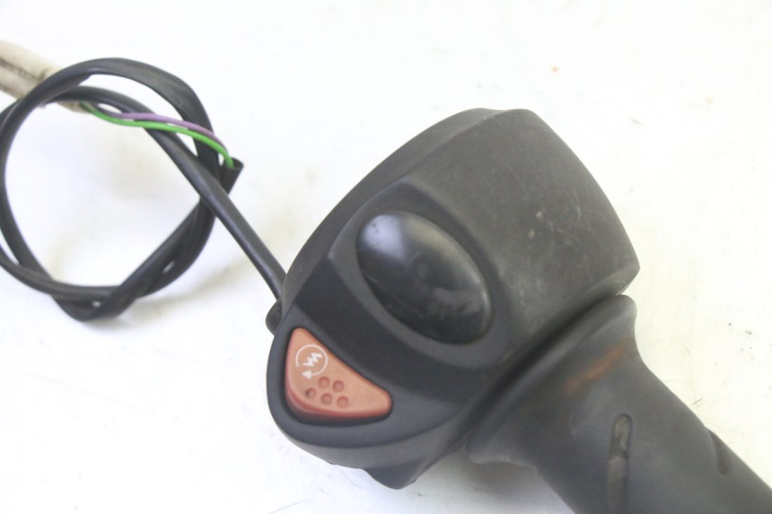 photo de RECHTER LENKERHEBEL PEUGEOT CITYSTAR 50 (2013 - 2017) - Detailansicht des Bauteils