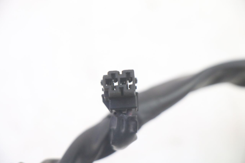 photo de RECHTS SCHALTER SUZUKI DL V STROM 1000 (2002 - 2007) - Oberflächenzustand und Material