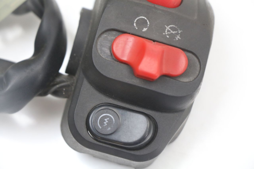 photo de RECHTS SCHALTER LONGJIA EASY MAX 125 (2020 - 2024) - Alternative Perspektive