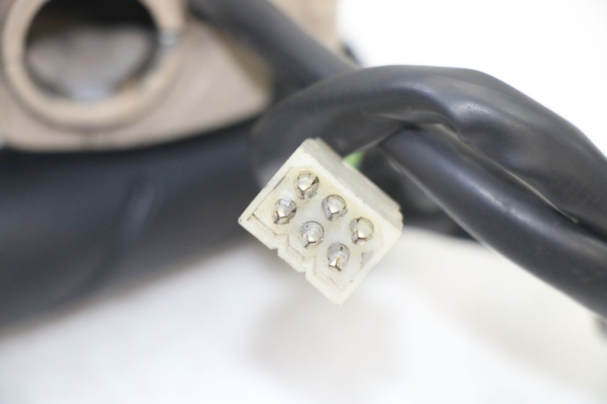 photo de RECHTER LENKERHEBEL PEUGEOT ELYSEO 125 (1999 - 2004) - Details der Befestigungspunkte