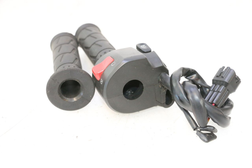 photo de RECHTS SCHALTER KAWASAKI ER-6 ER6 N 650 (2005 - 2009) - Alternative Perspektive