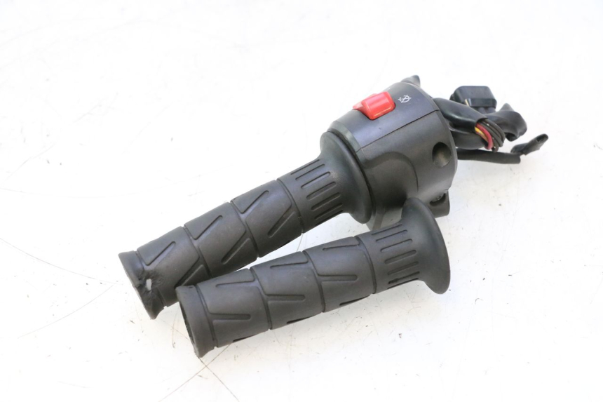 photo de RECHTS SCHALTER KAWASAKI ER-6 ER6 N 650 (2005 - 2009) - Oberflächenzustand und Material