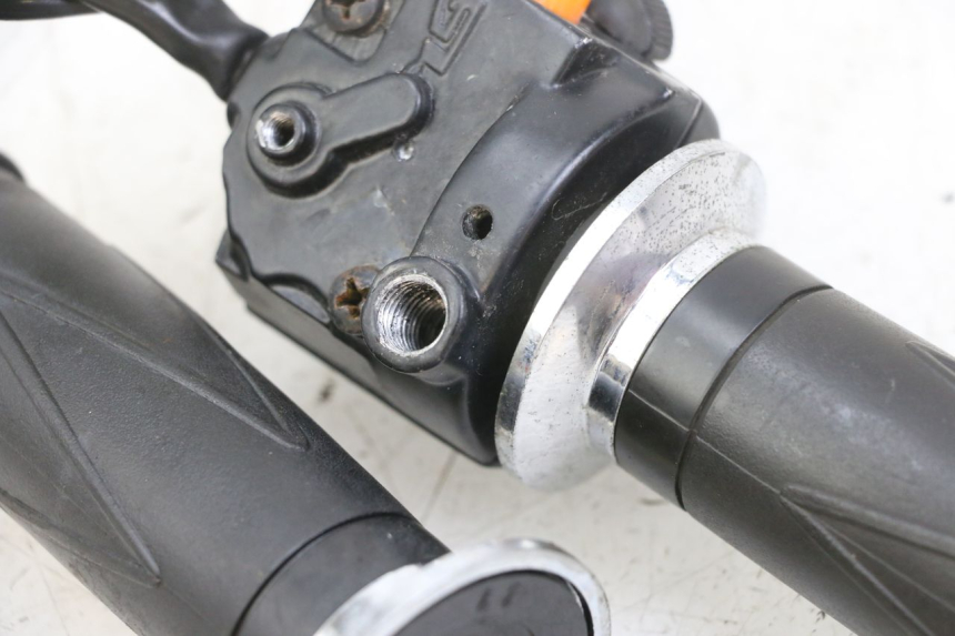 photo de RECHTS SCHALTER EUROCKA RETRO 50 (2007 - 2014) - Detailansicht des Bauteils