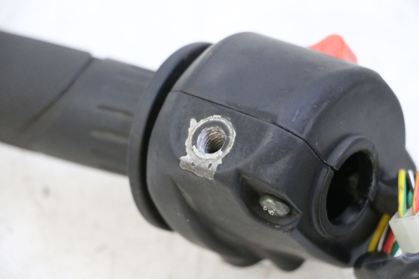 photo de RECHTER LENKERHEBEL JM MOTORS EVOLIS 4T 50 (2018 - 2022) - Details der Befestigungspunkte