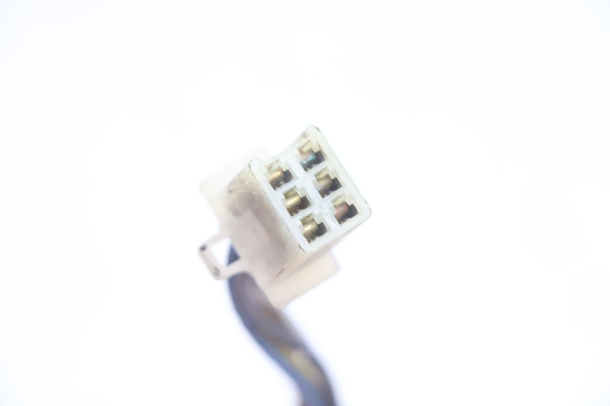 photo de RECHTS SCHALTER MBK EVOLIS 80 (1993 - 1999) - Oberflächenzustand und Material