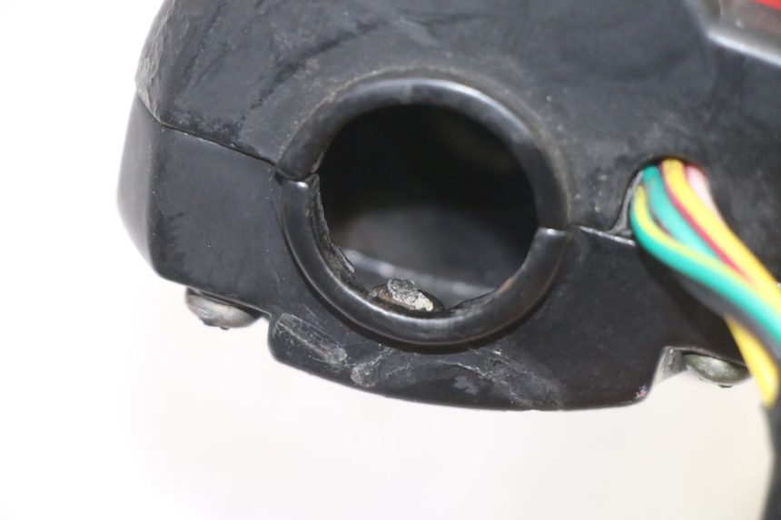 photo de RECHTER LENKERHEBEL KEEWAY F-ACT FACT 50 (2006 - 2011) - Details der Befestigungspunkte